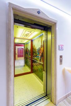 Familienresidence Tyrol - Fahrstuhl